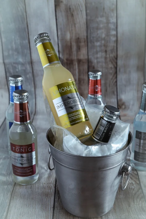 Boisson pétillante au jus de citron 16% (200ml) - Vins Rouges Harmonieux pour Chaque Occasion