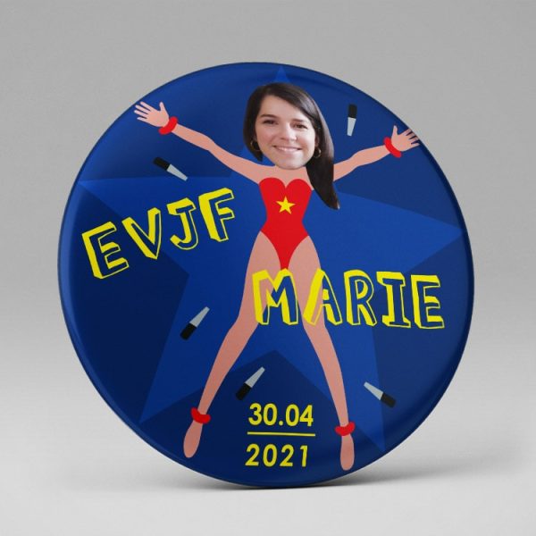 Badge souvenir personnalisé | EVJF Circus ! - Vins Rouges Harmonieux pour Chaque Occasion