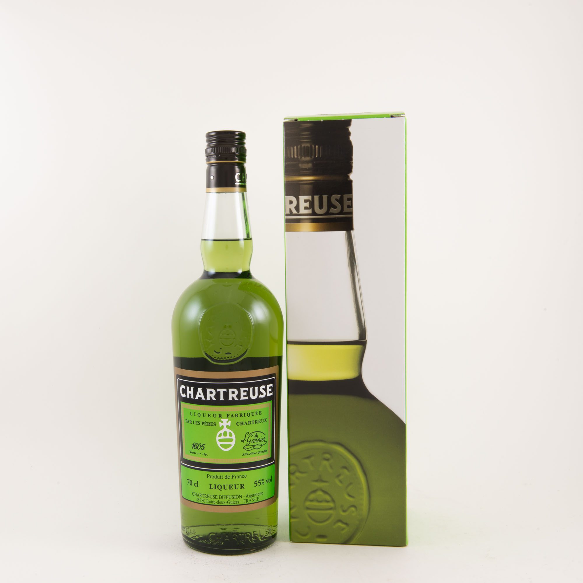 Chartreuse verte 70 cl - Vins Rouges Harmonieux pour Chaque Occasion Chartreuse verte 70 cl - Vins Rouges Harmonieux pour Chaque Occasion
