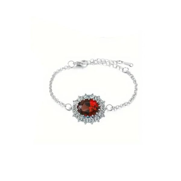Bracelet royal red crystal medaillon - Vins Rouges Harmonieux pour Chaque Occasion