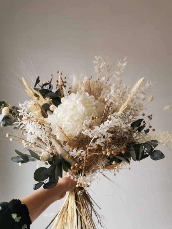 Bouquet en fleurs séchées et stabilisées - Vins Rouges Harmonieux pour Chaque Occasion