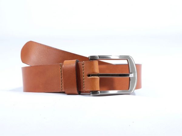 Ceinture cuir marron Gold, boucle moderne acier gris satiné 4031 Choisir - Vins Rouges Harmonieux pour Chaque Occasion