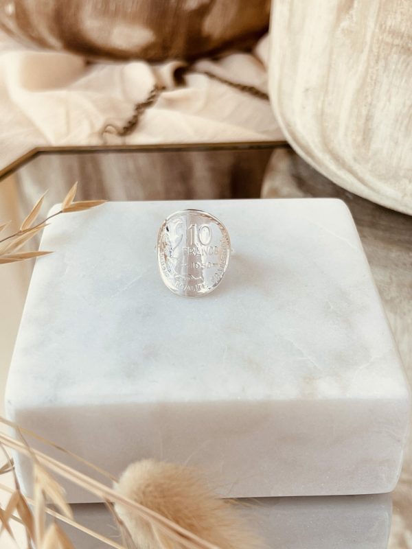 Bague 10 francs Guiraud - Vins Rouges Harmonieux pour Chaque Occasion