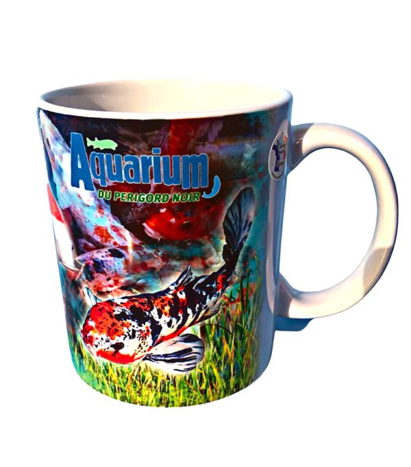 Arts de la Table : Mug Carpes - Vins Rouges Harmonieux pour Chaque Occasion