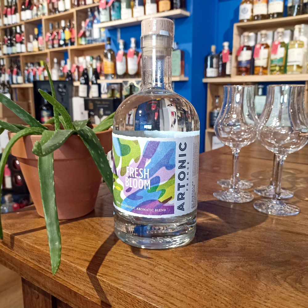 Artonic Fresh Bloom Gin sans Alcool - Vins Rouges Harmonieux pour Chaque Occasion Artonic Fresh Bloom Gin sans Alcool - Vins Rouges Harmonieux pour Chaque Occasion